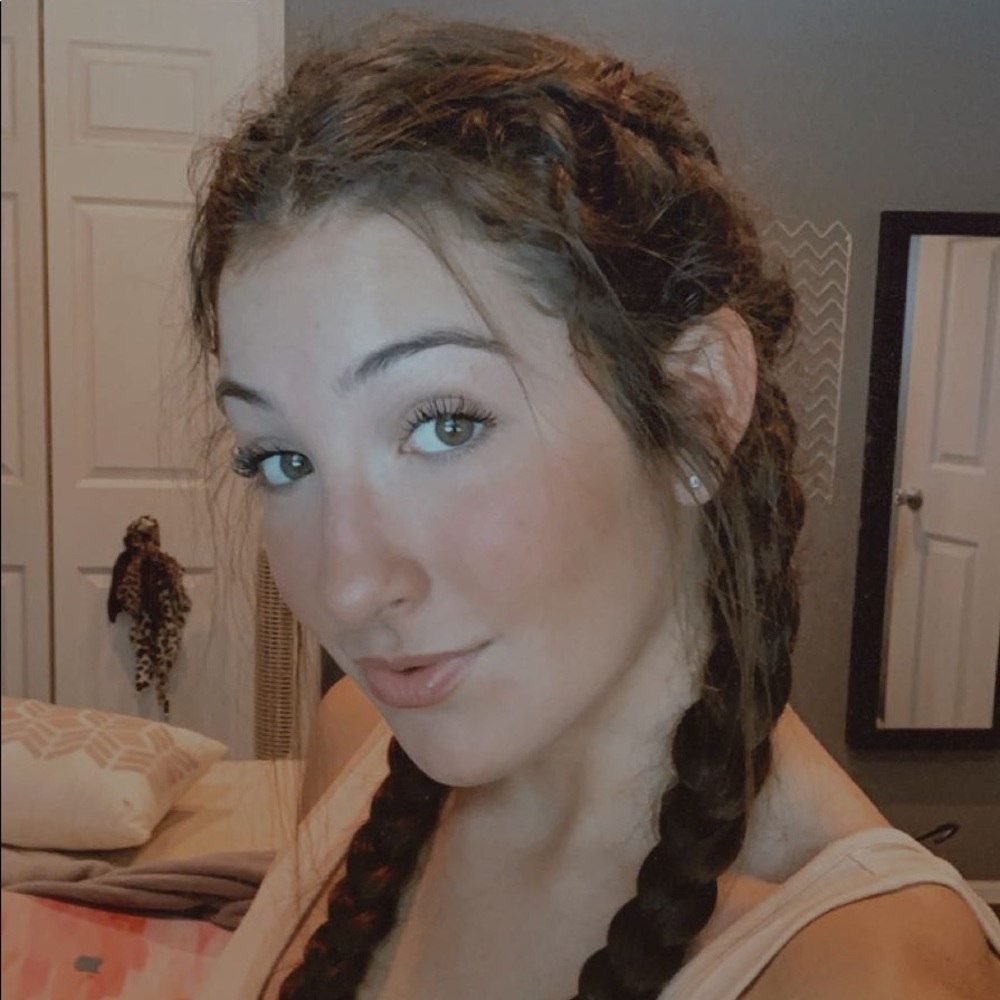 Meet your Posher, Karly